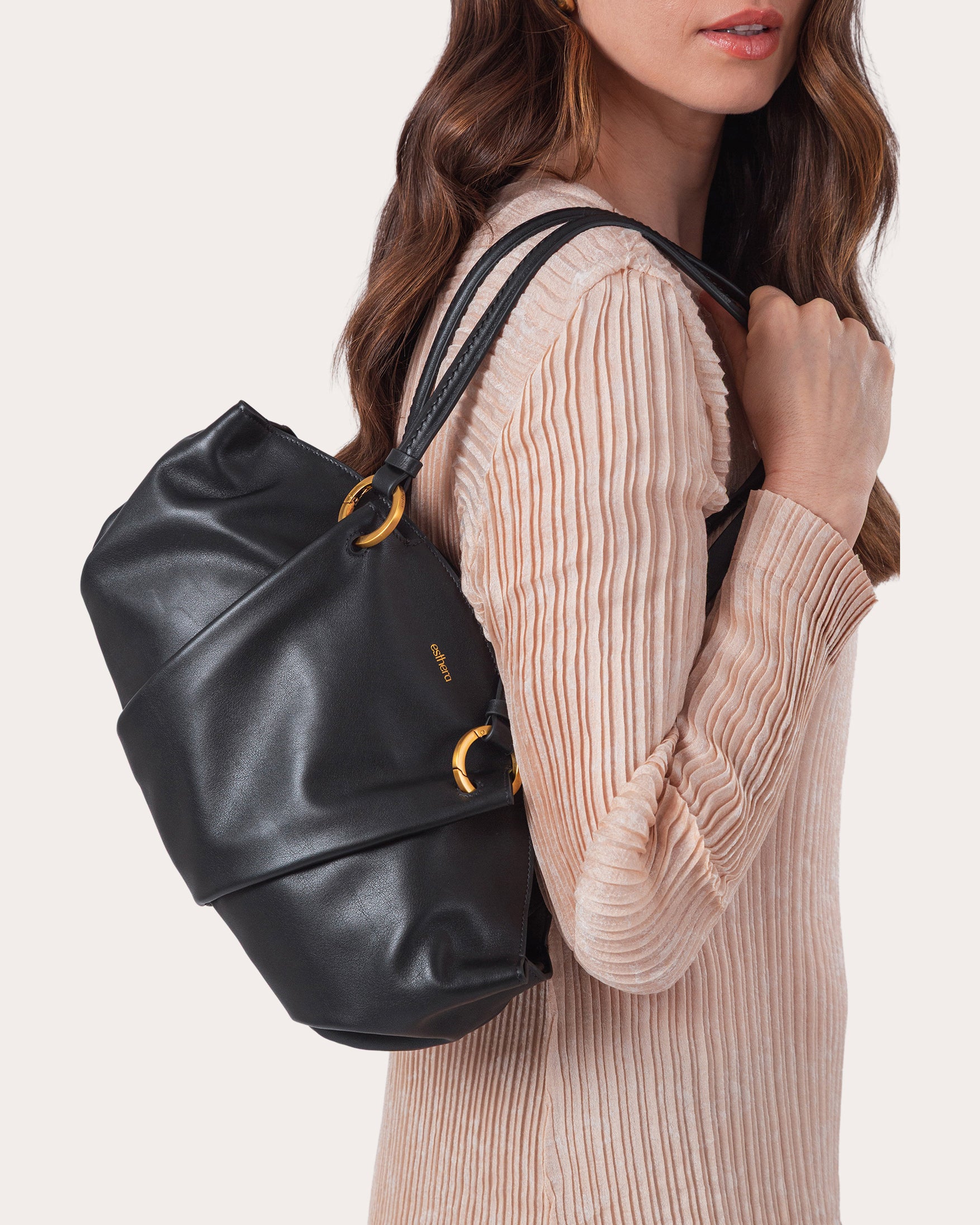 07:07 Leather Shoulder Bag