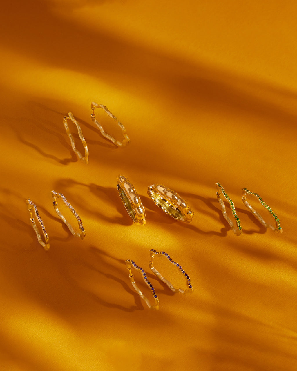 So Wavy 18K Gold Champagne Diamond Hoop Earrings