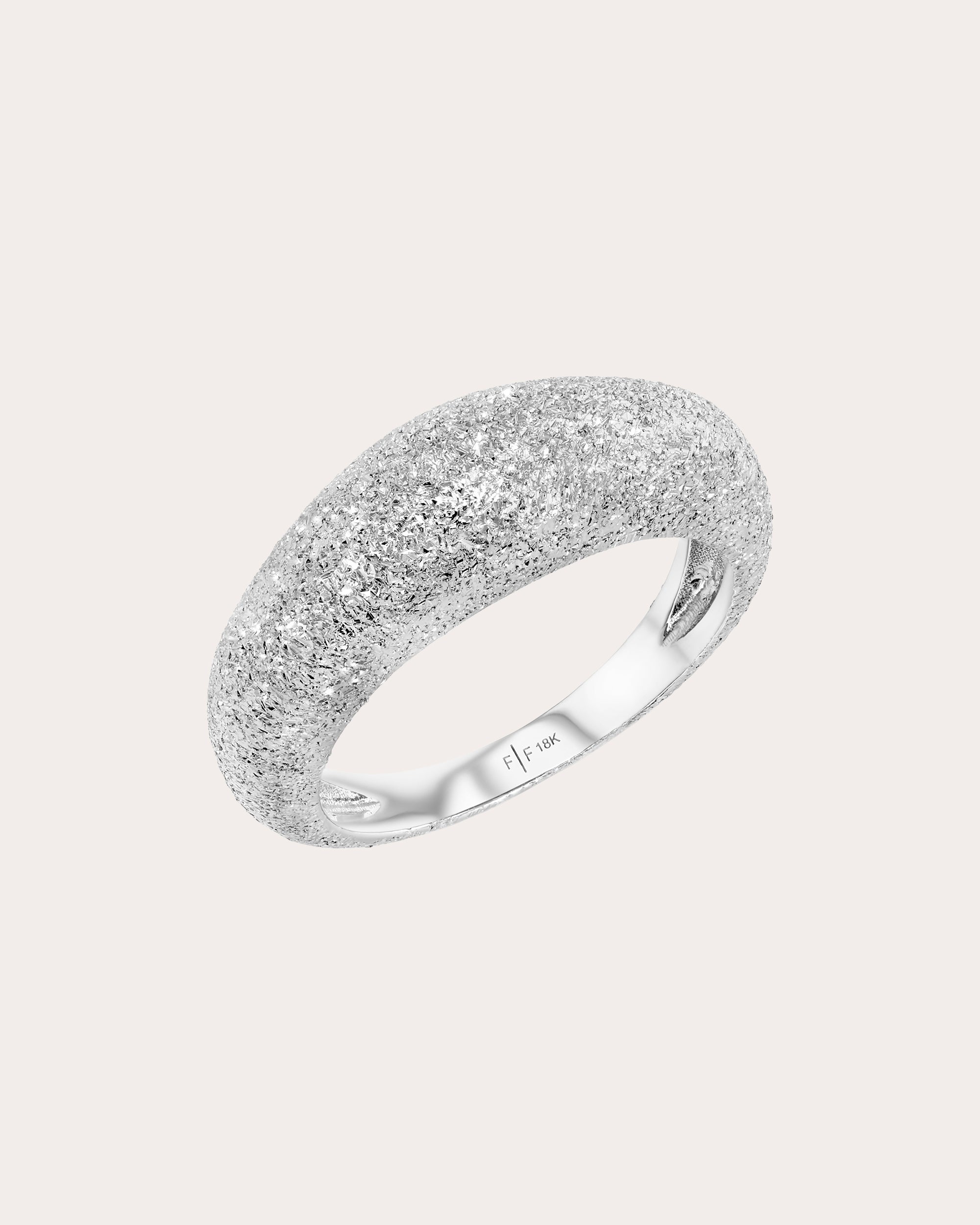 18k White Gold Cloudust Ring