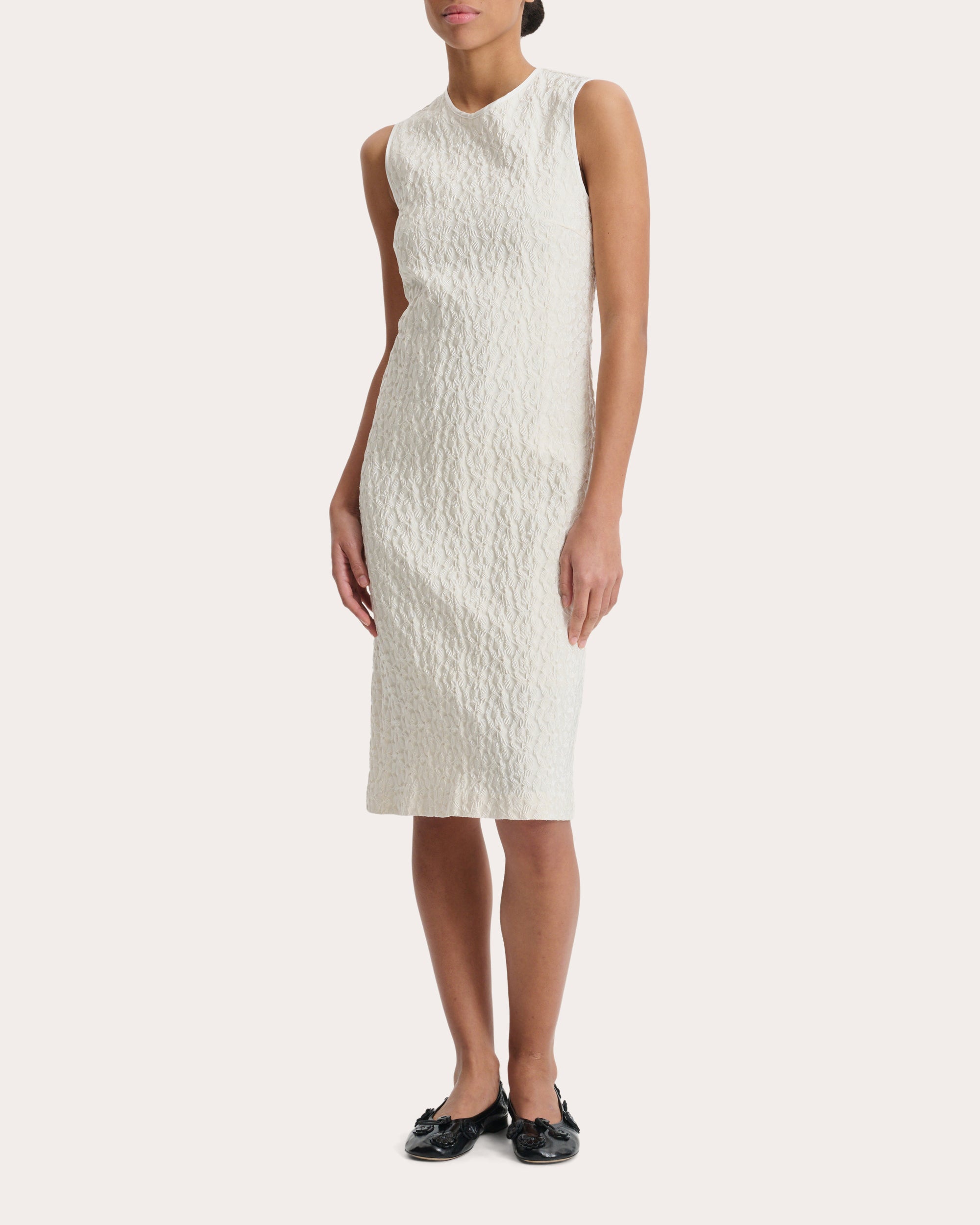 Devin Begonia Jacquard Sleeveless Midi Dress