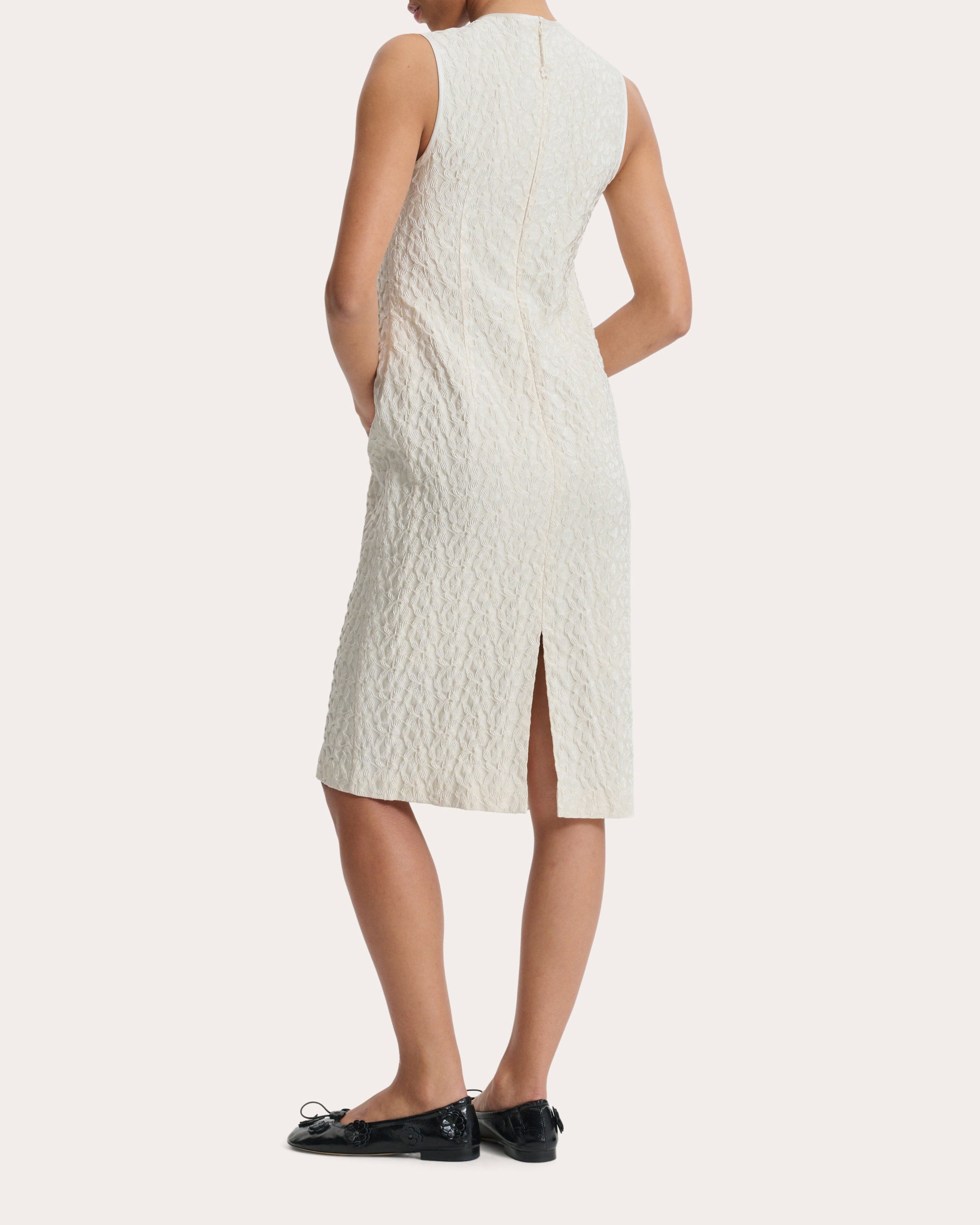 Devin Begonia Jacquard Sleeveless Midi Dress