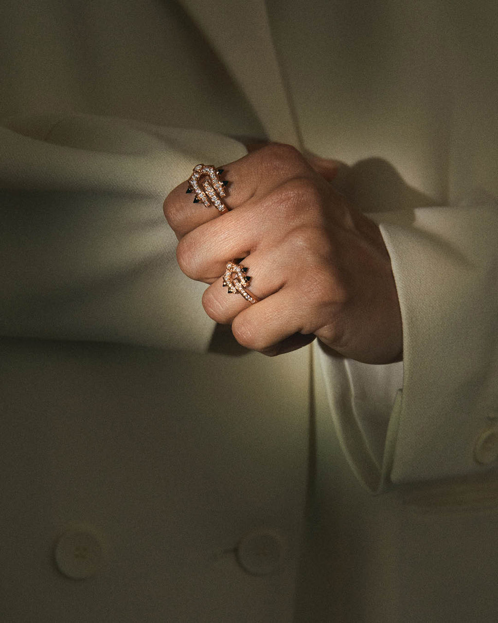 Mini Spike 18K Gold Black Agate and Diamond Ring