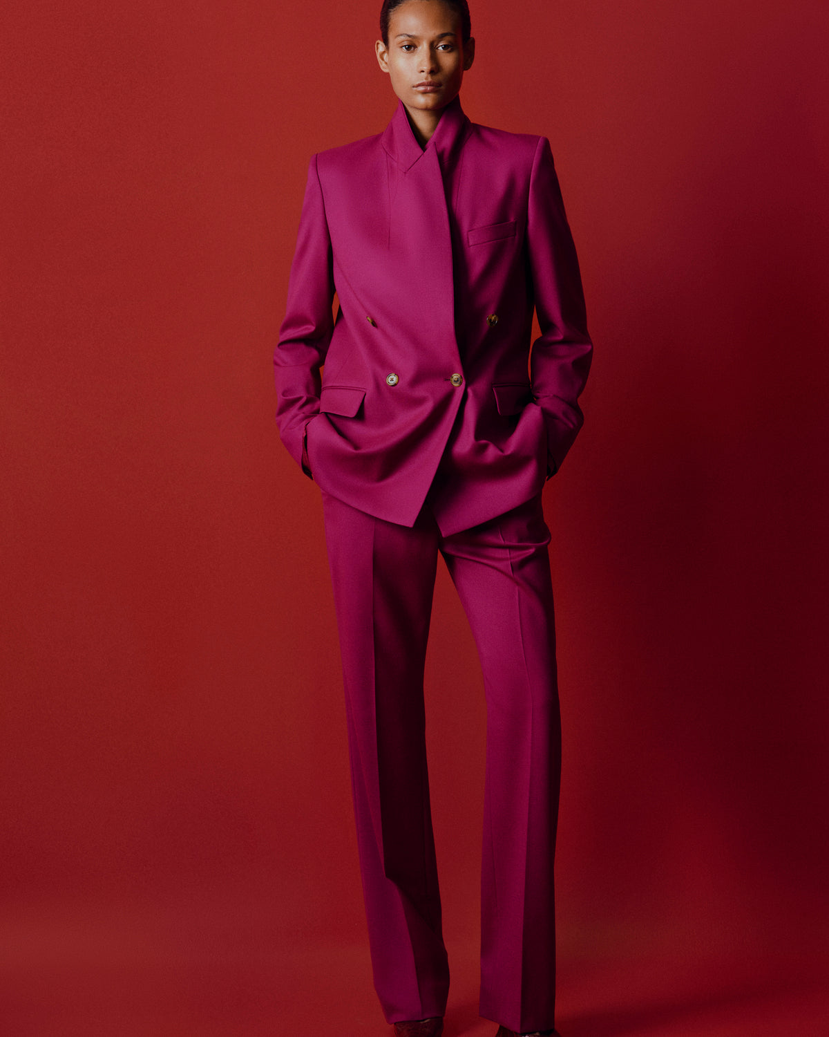 Seasonless Wool Peak Lapel Blazer