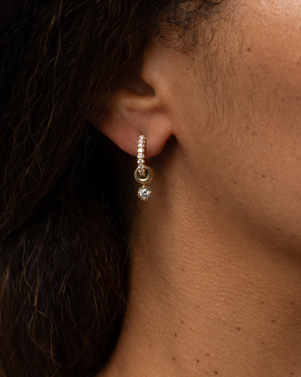 Diamond & 18k Gold Pavé Zahra Hoop Earrings