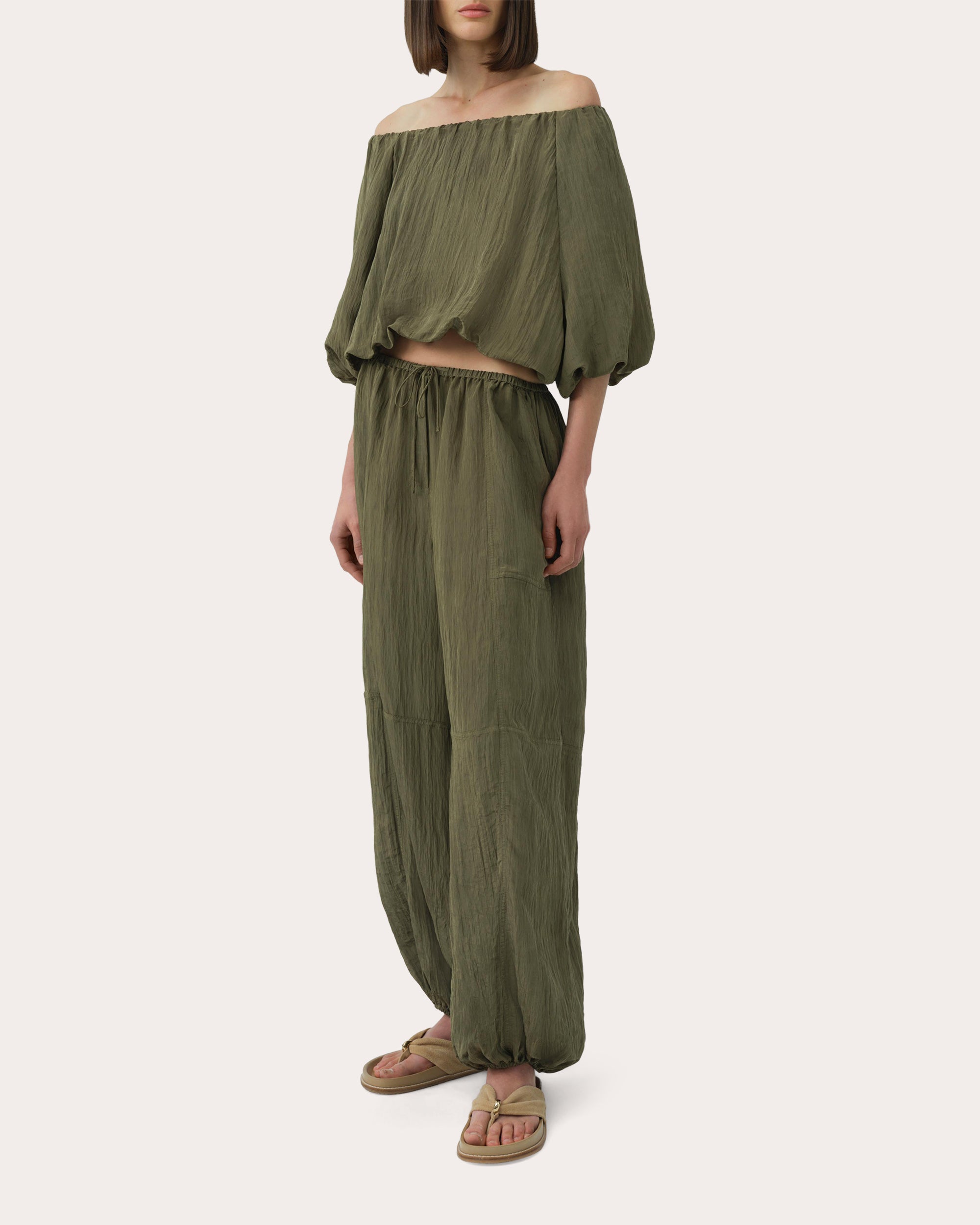 Anni Crinkled Off-Shoulder Crop Top | Olivela