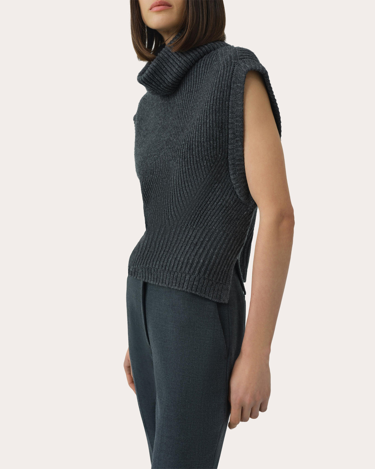 Maple Wool Knit Turtleneck Top