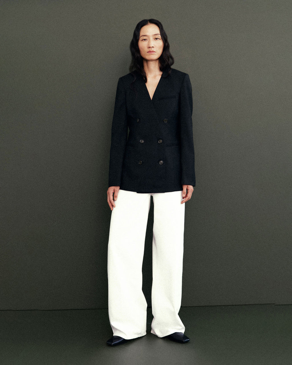 Heavy Wool Twill V-Neck Blazer