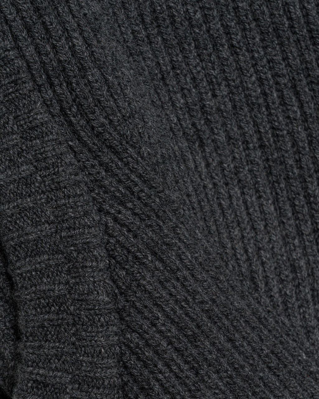 Maple Wool Knit Turtleneck Top