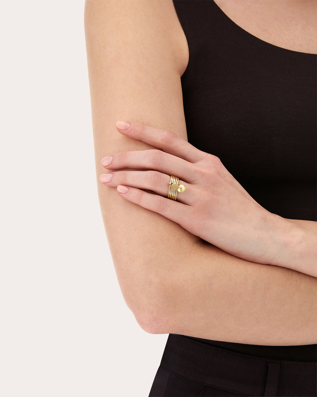 Diamond Halo Boule Triple-Band Sway Ring