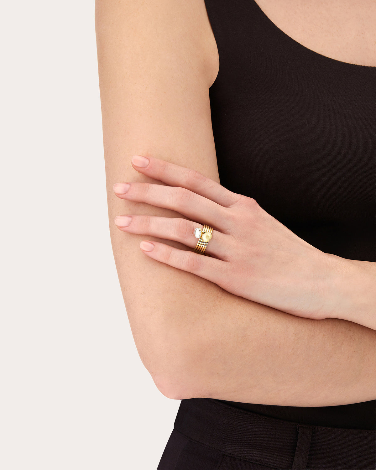 Diamond Halo Boule Five-Band Sway Ring