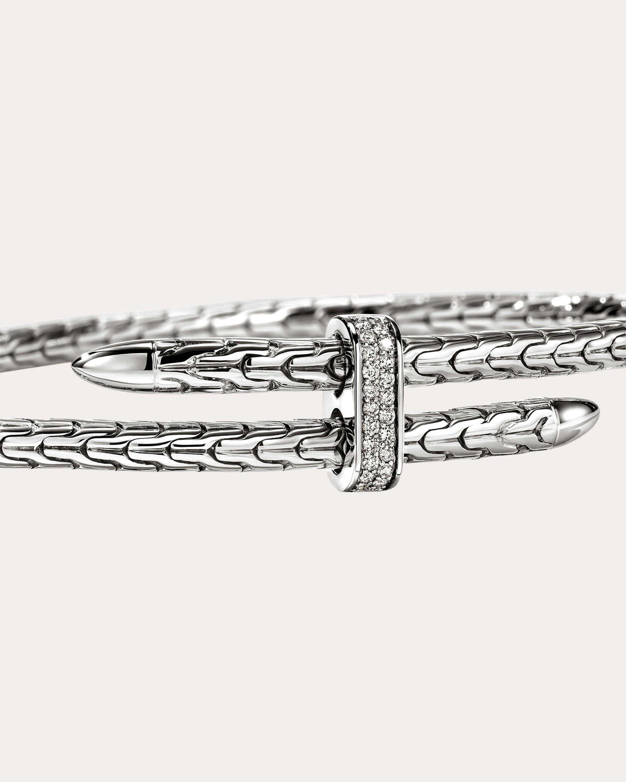 Diamond Spear Flex Cuff