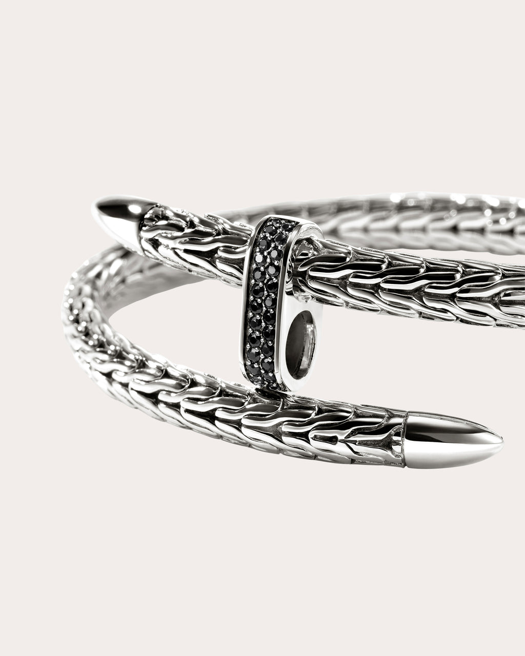 Black Sapphire Spear Flex Cuff