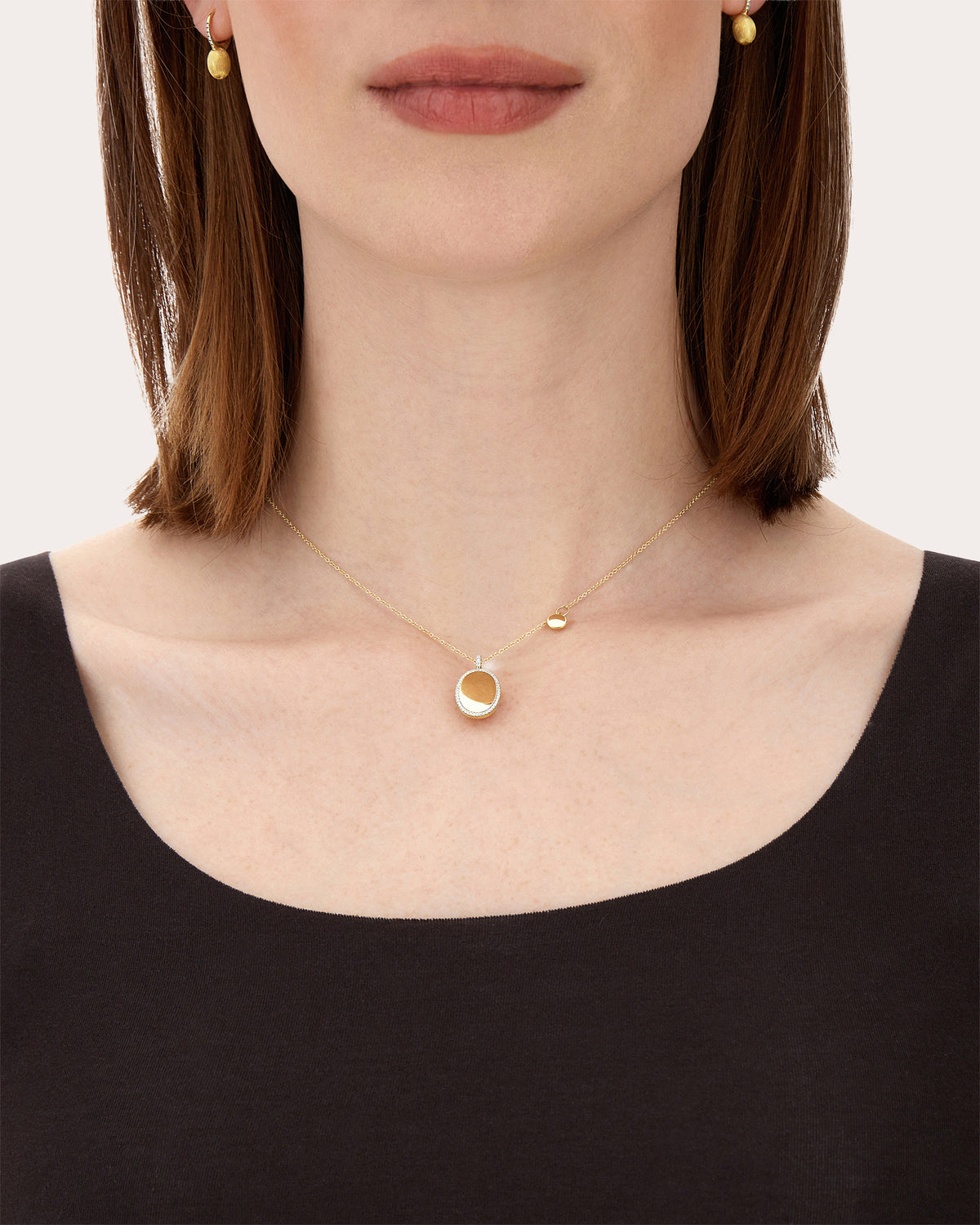 Diamond Halo Sway Pendant Necklace