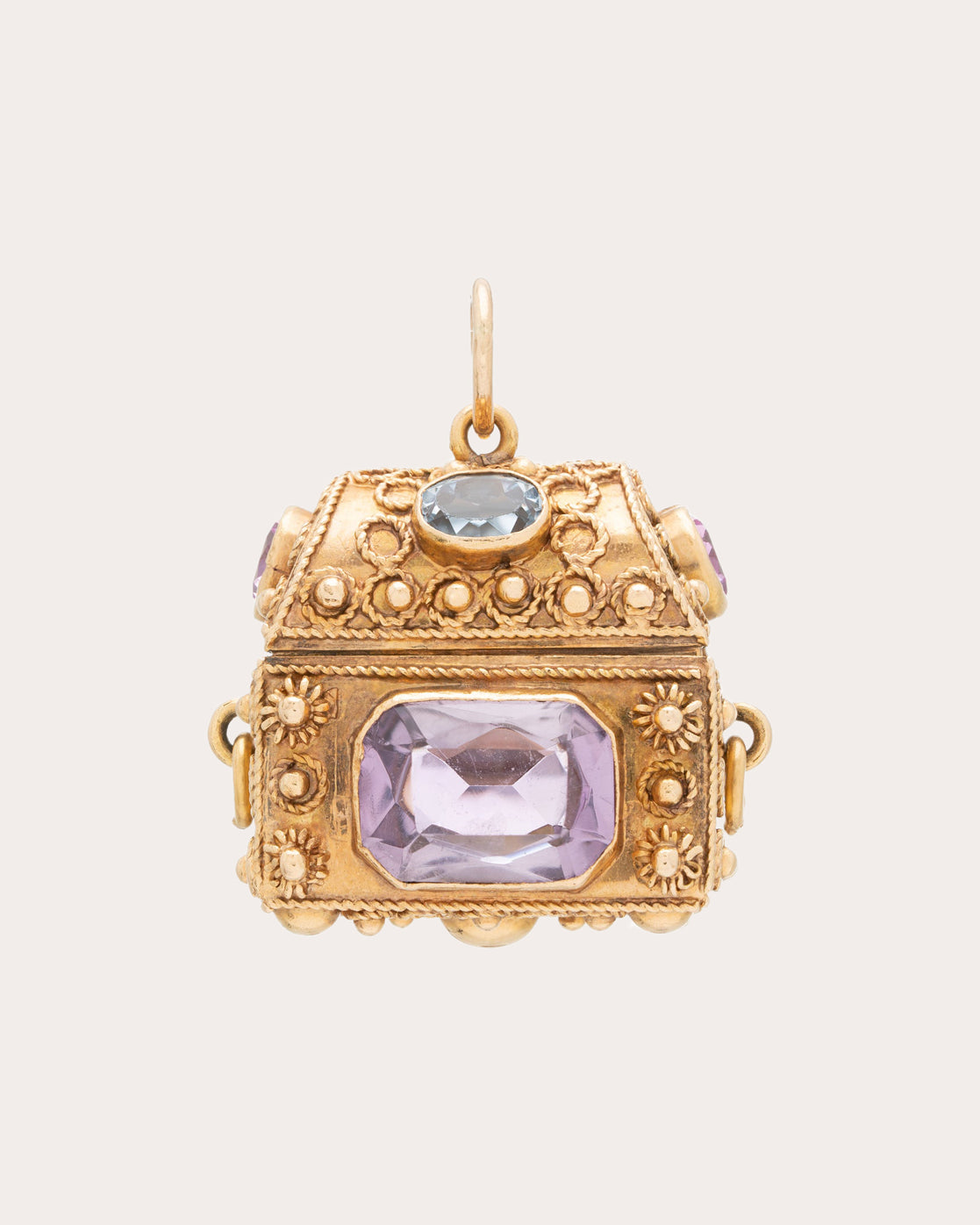 Vintage 18k Gold Treasure Chest Charm