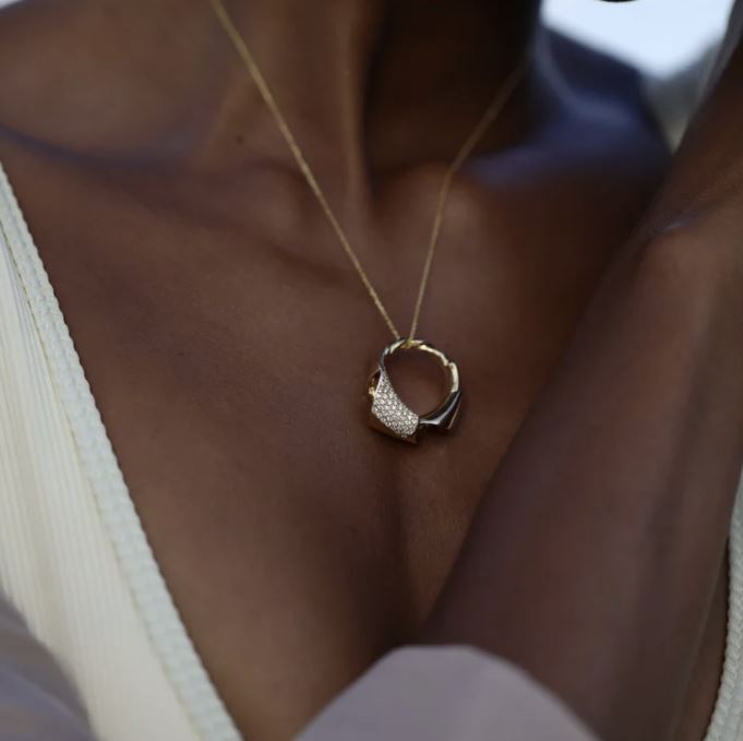 Maar 18K Gold Diamond Pavé Pendant Necklace