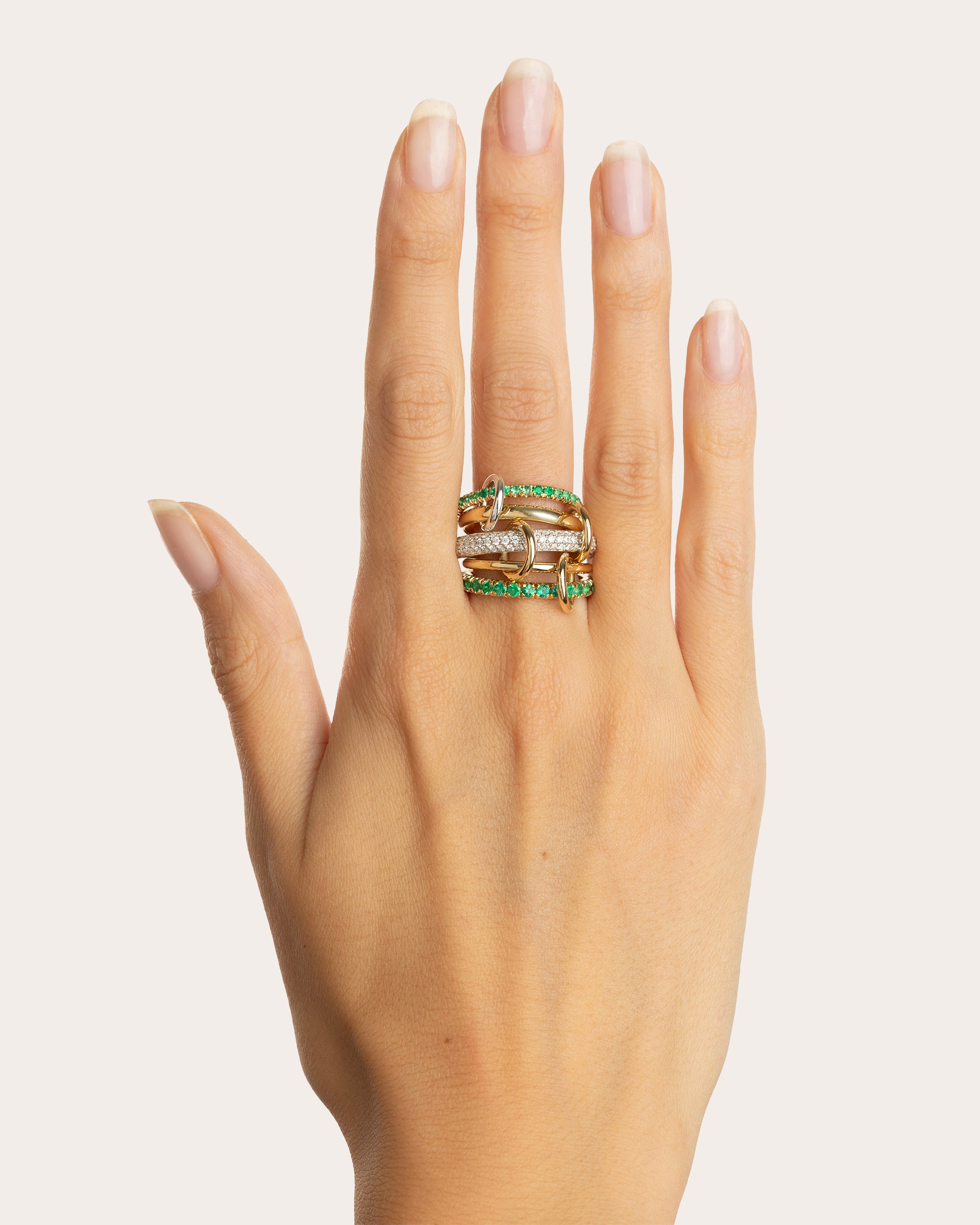 Diamond & Emerald 18k Gold Chloe Vert Pavé Linked Rings | Olivela