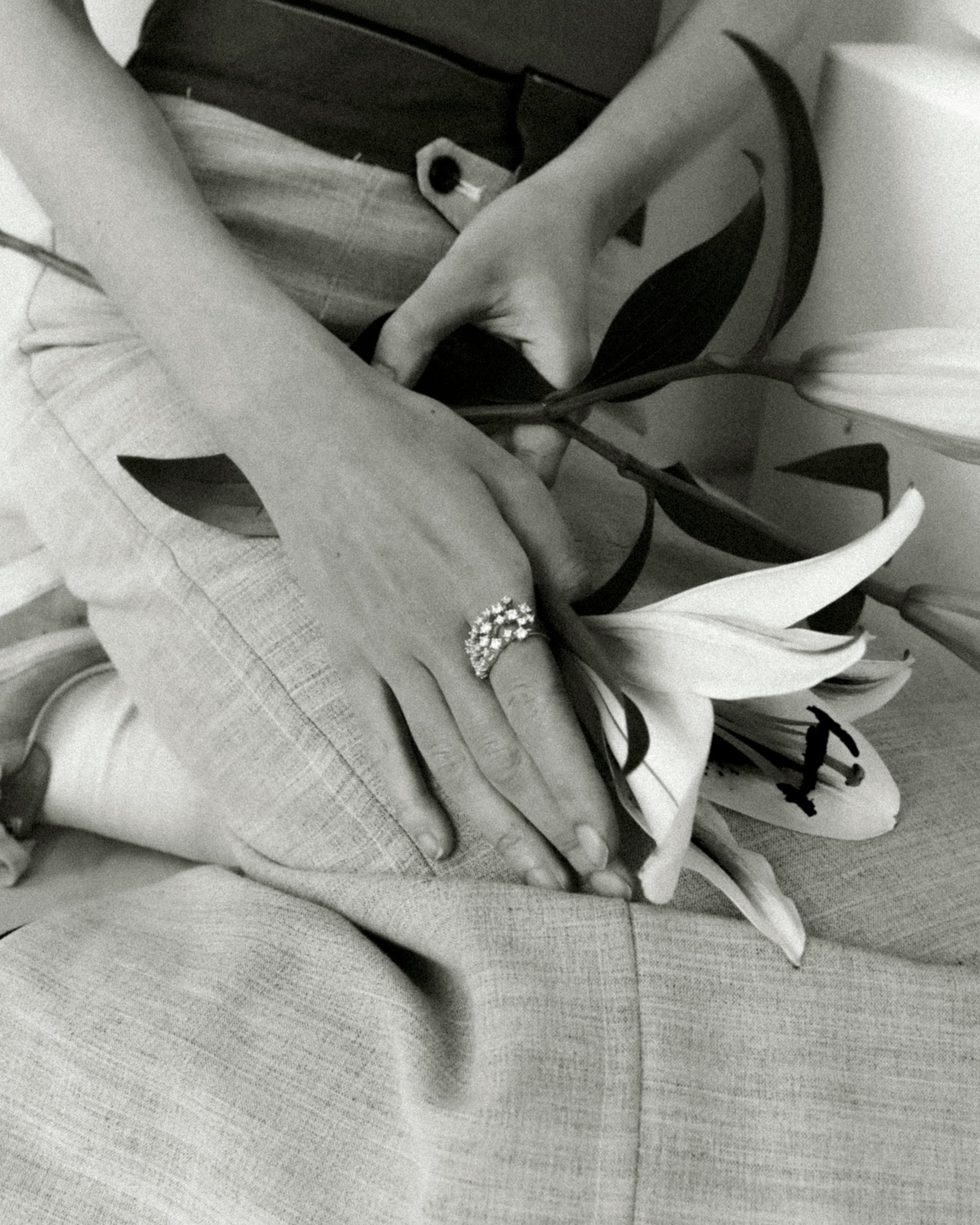 Cubic Zirconia Dropping Light Ring