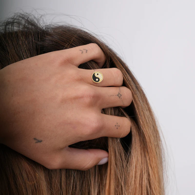 Yin Yang 18K Gold Enamel and Lab-Grown Diamond Ring