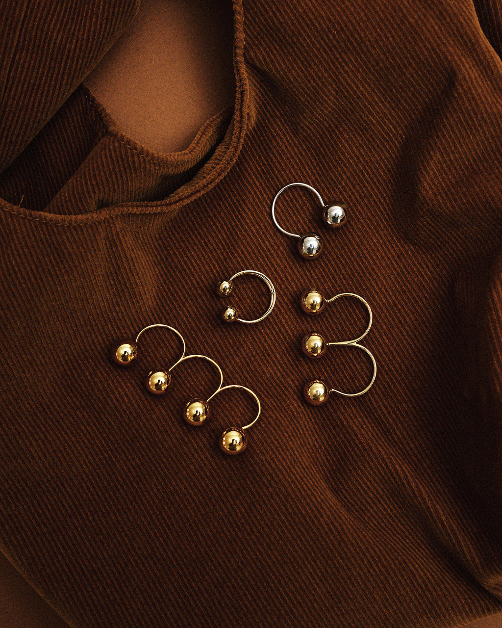 18k Gold Tetra Orb Ring
