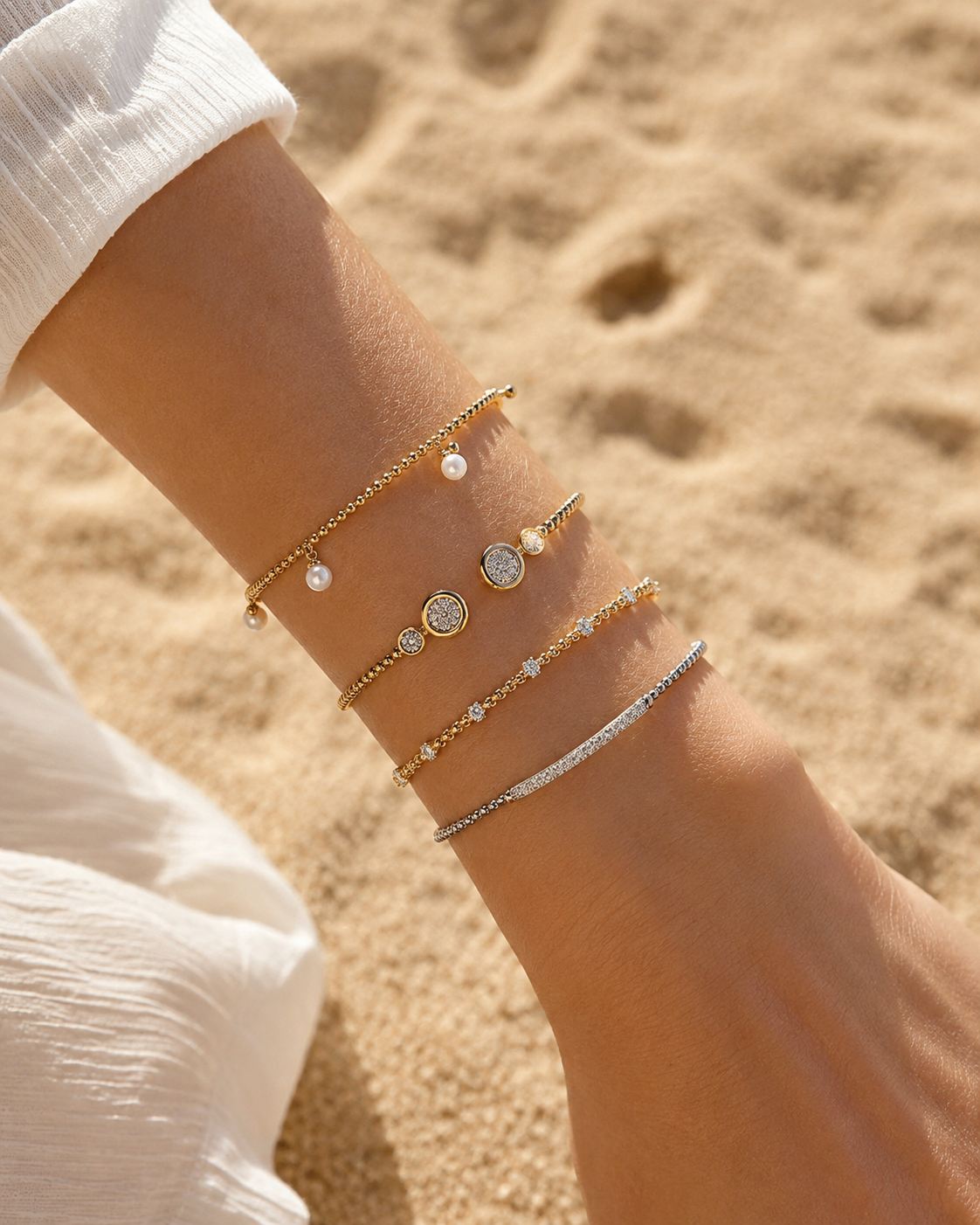Pearl & 14k Gold Bujukan Droplet Bracelet