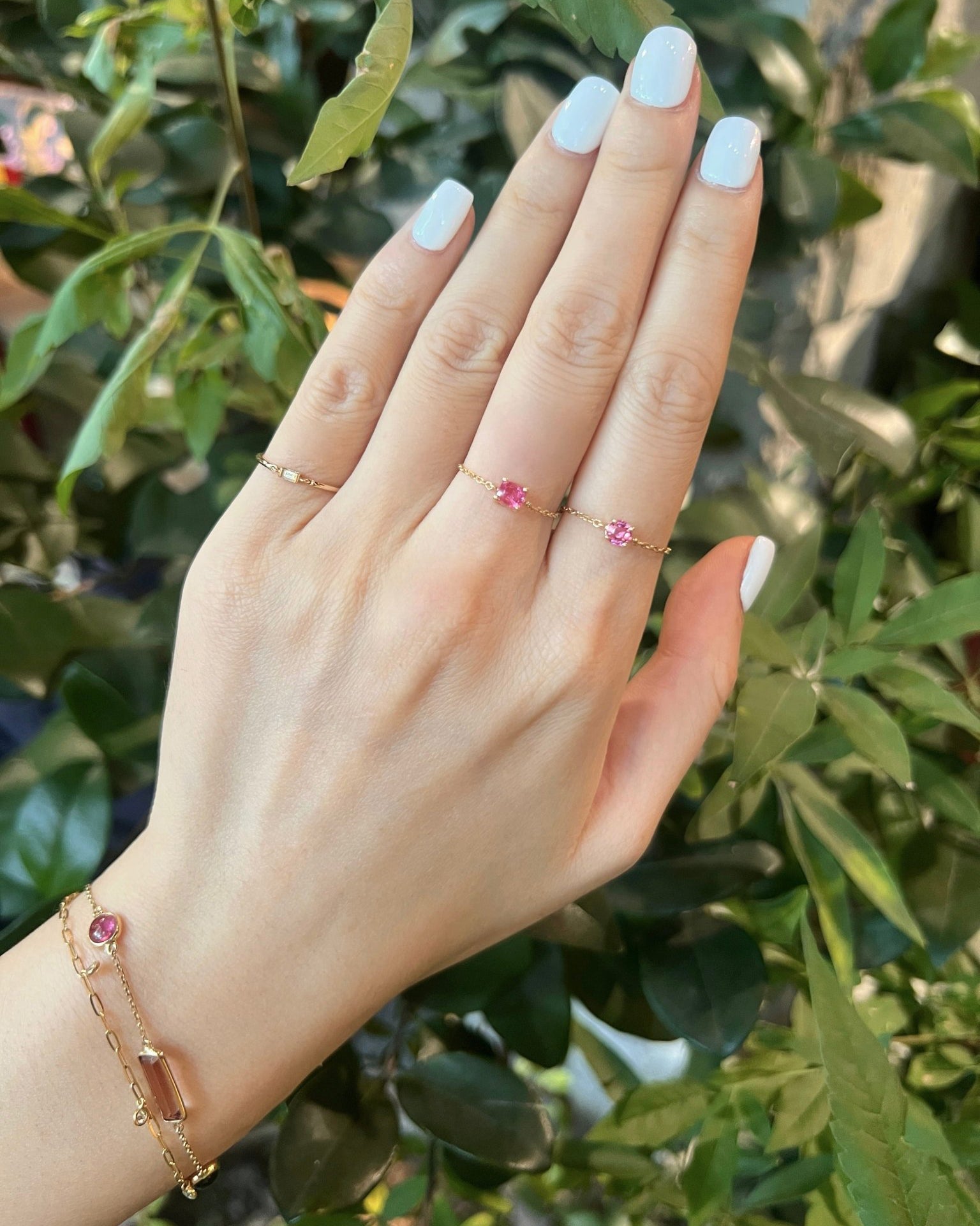 Jedi Spinel & 18k Gold Petite Chain Ring