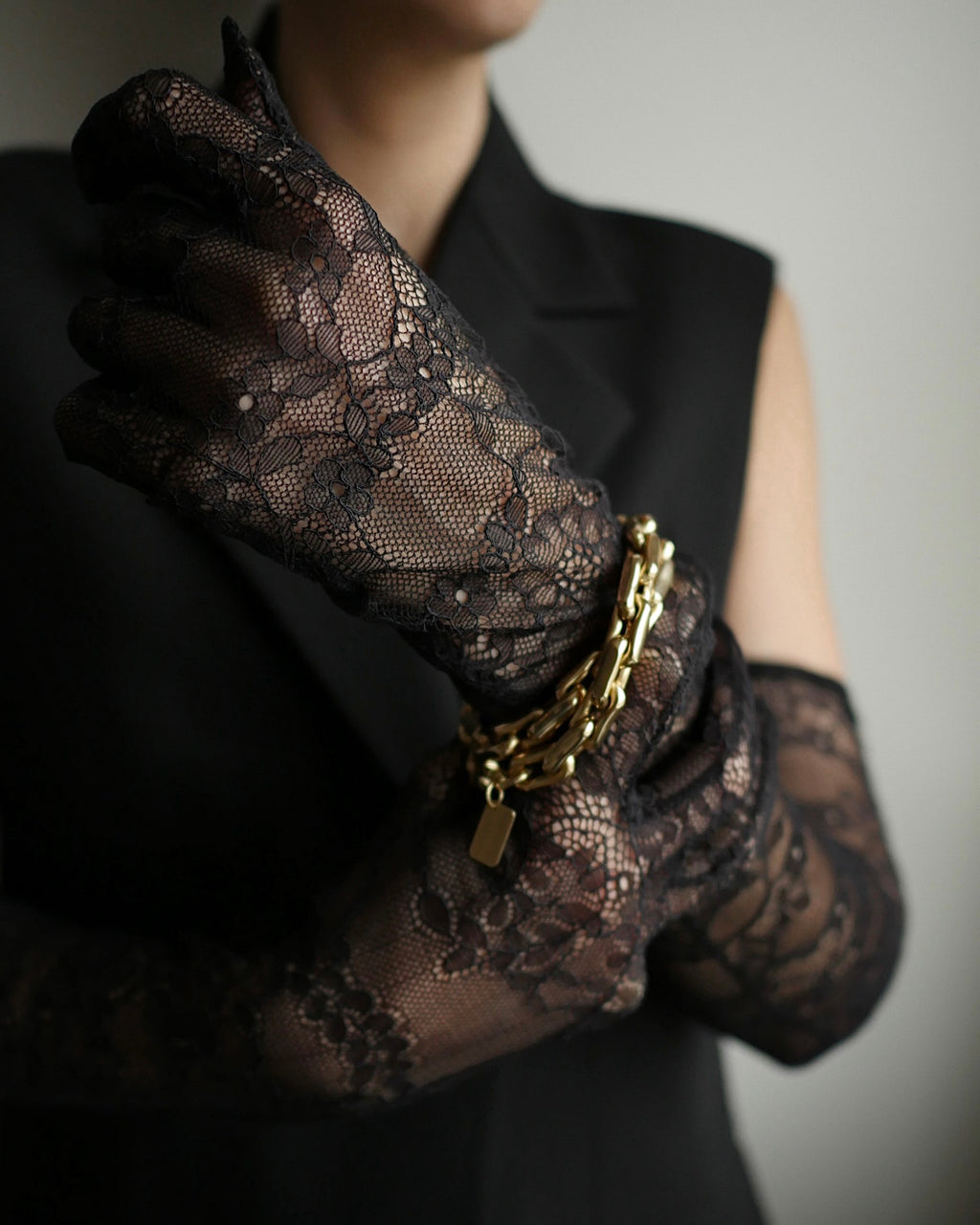 Black Mesh Long Gloves