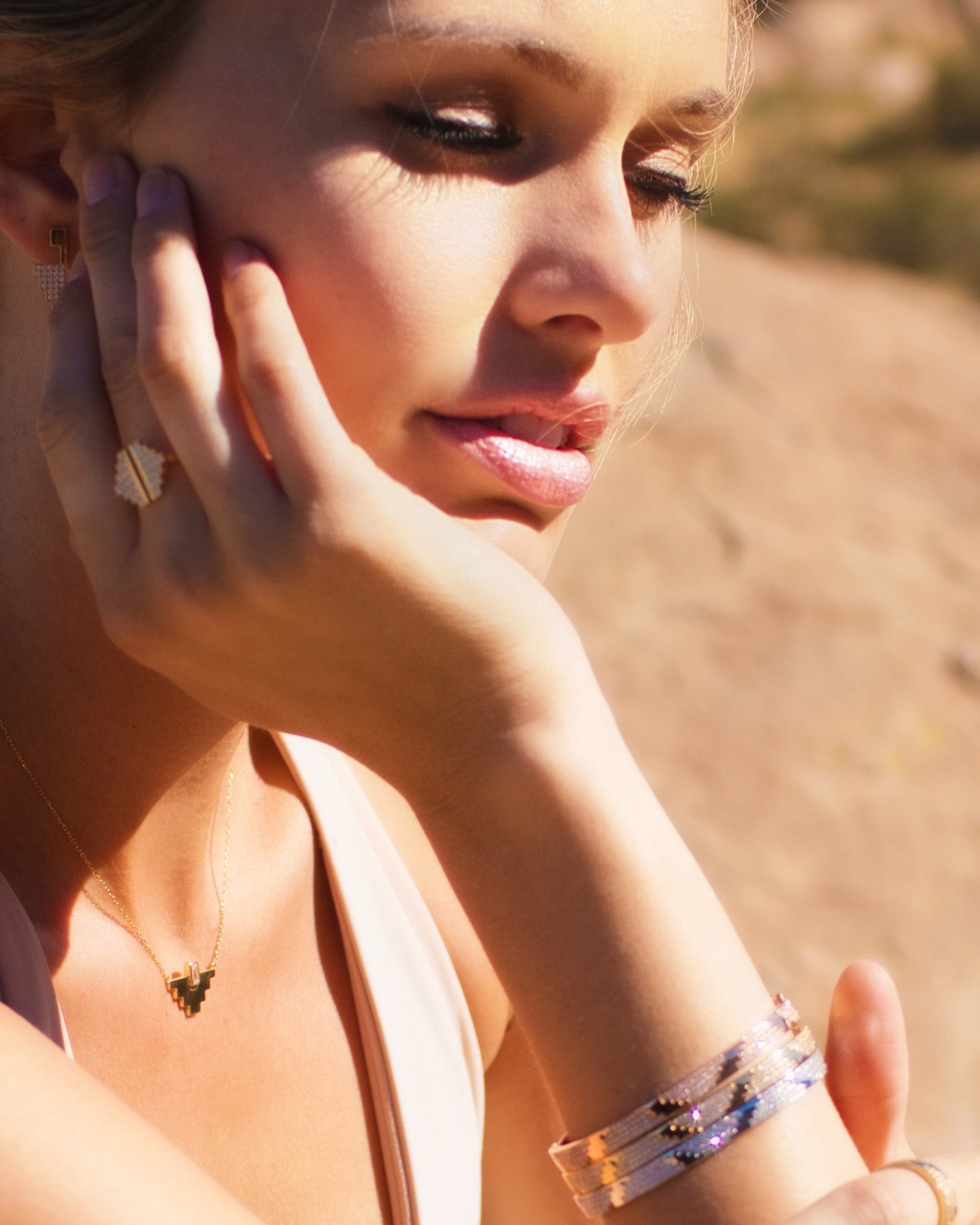 Azteca 18K Gold Diamond Cuff