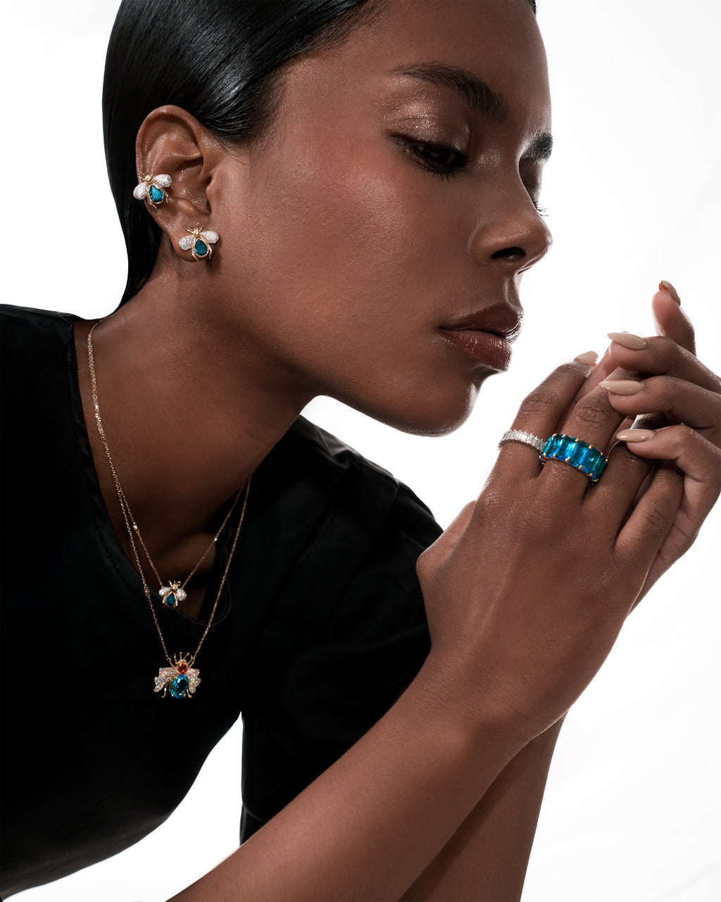 Diamond & Blue Topaz Abeja Real Pendant Necklace