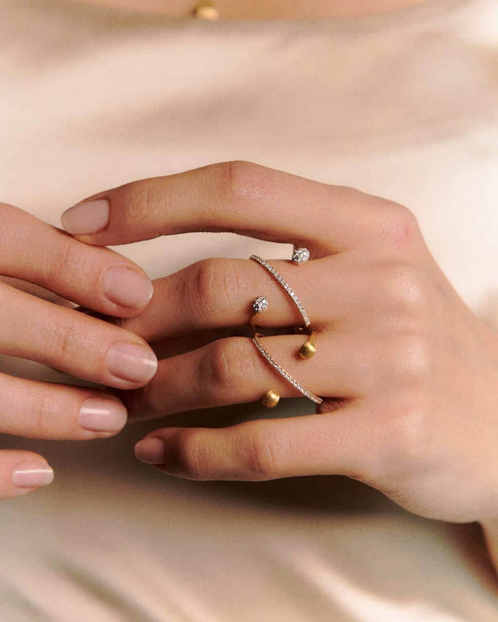 Diamond & 18k Gold Élite Crisscross Ring