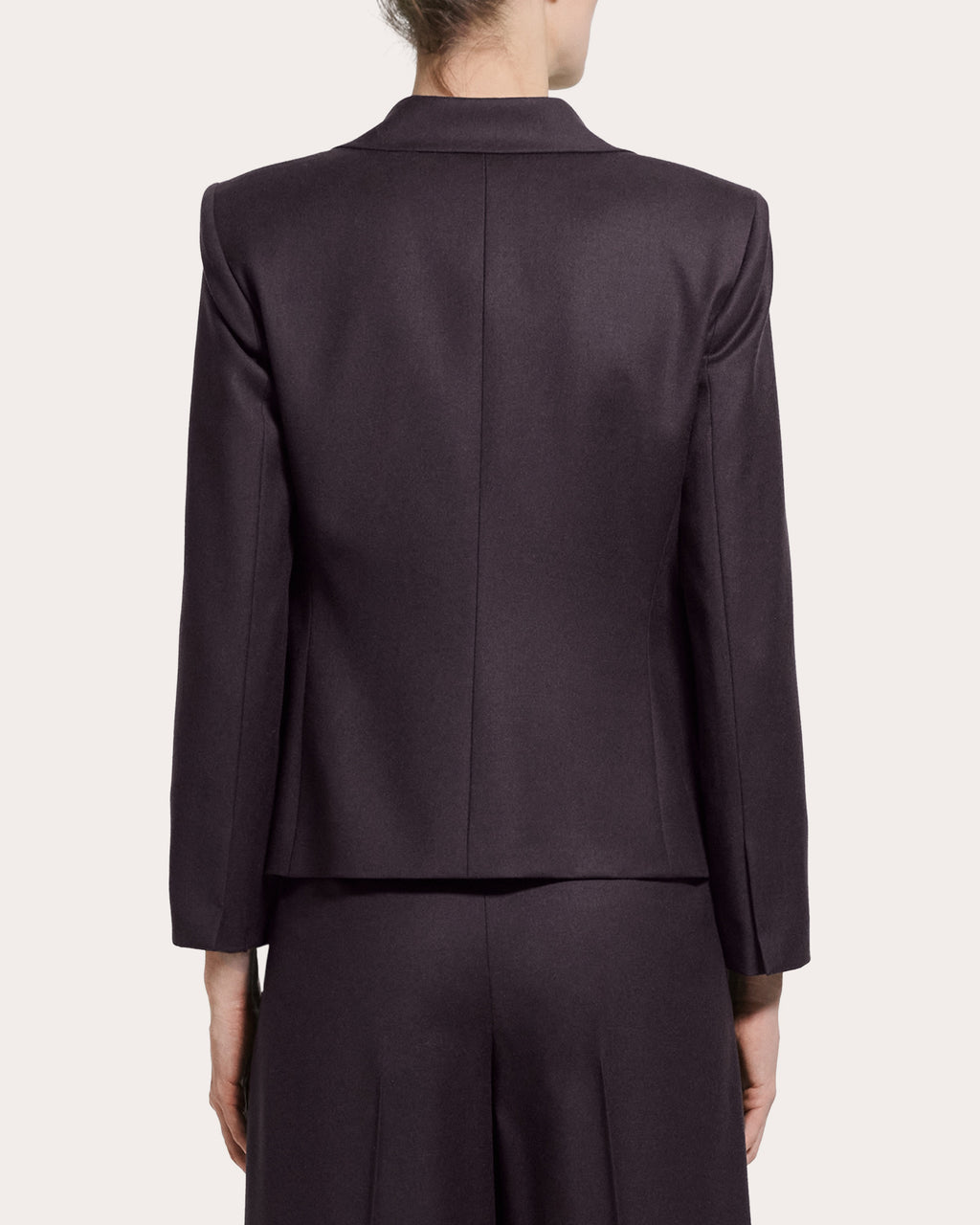 Sleek Flannel Wool Slim Blazer