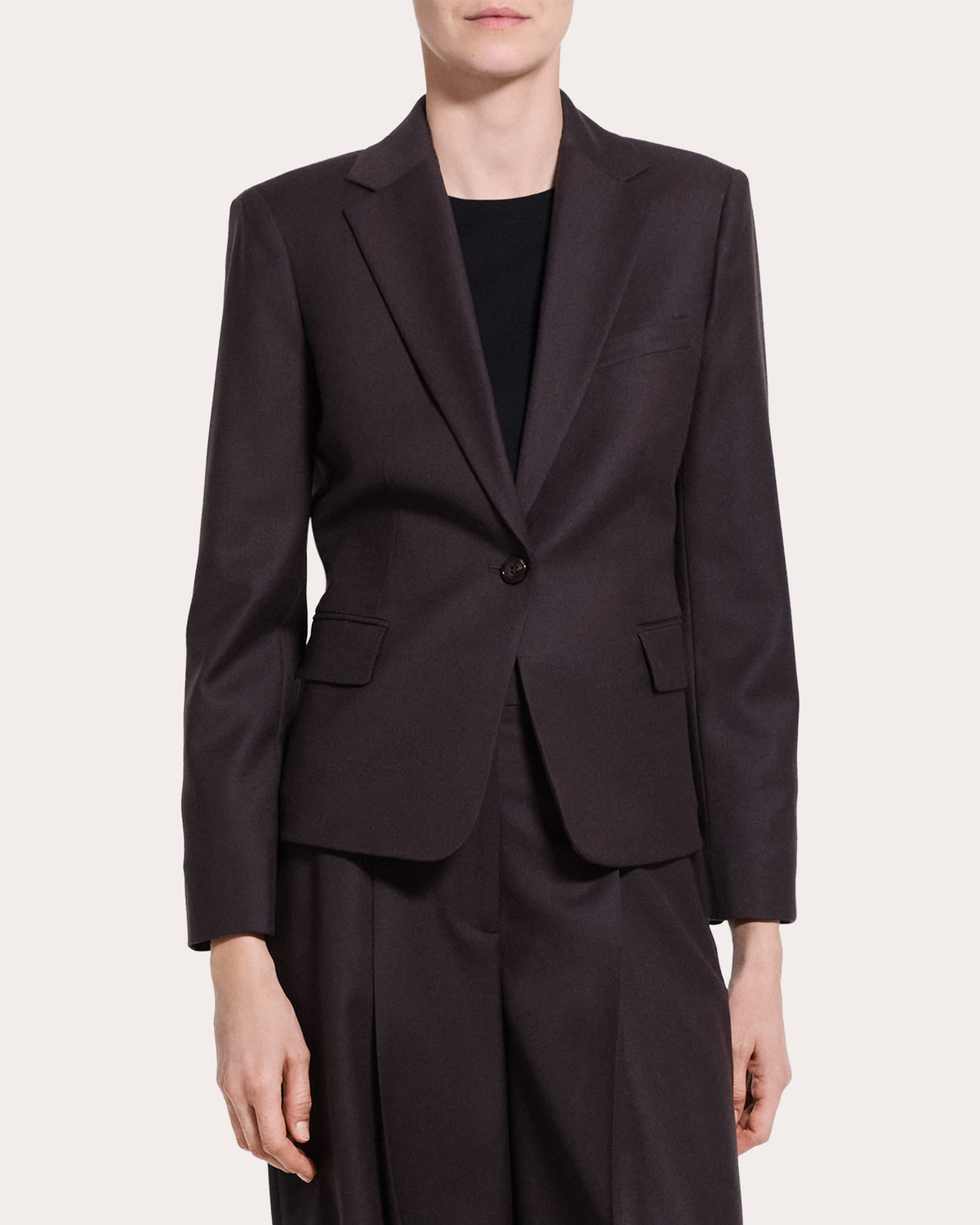 Sleek Flannel Wool Slim Blazer