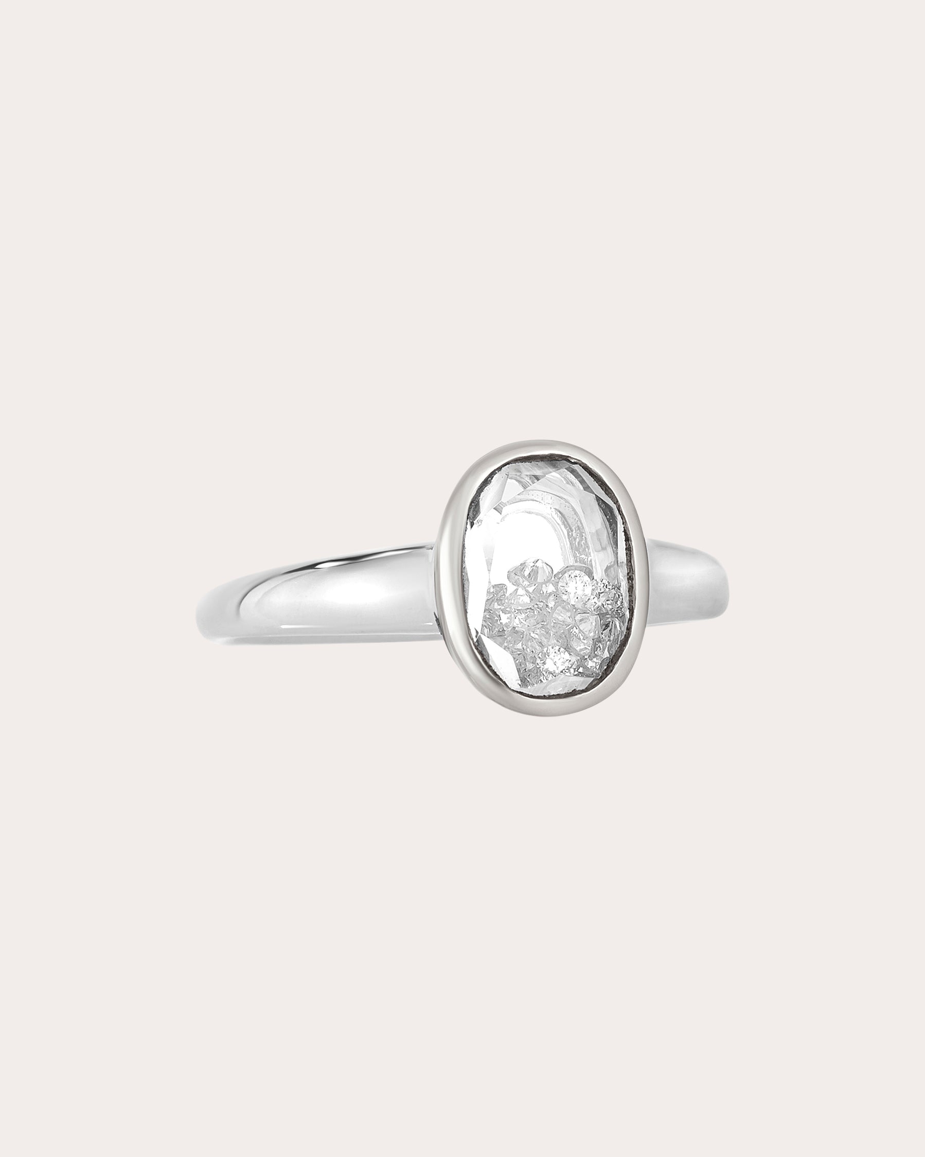 Diamond Neue Petite Oval Ring