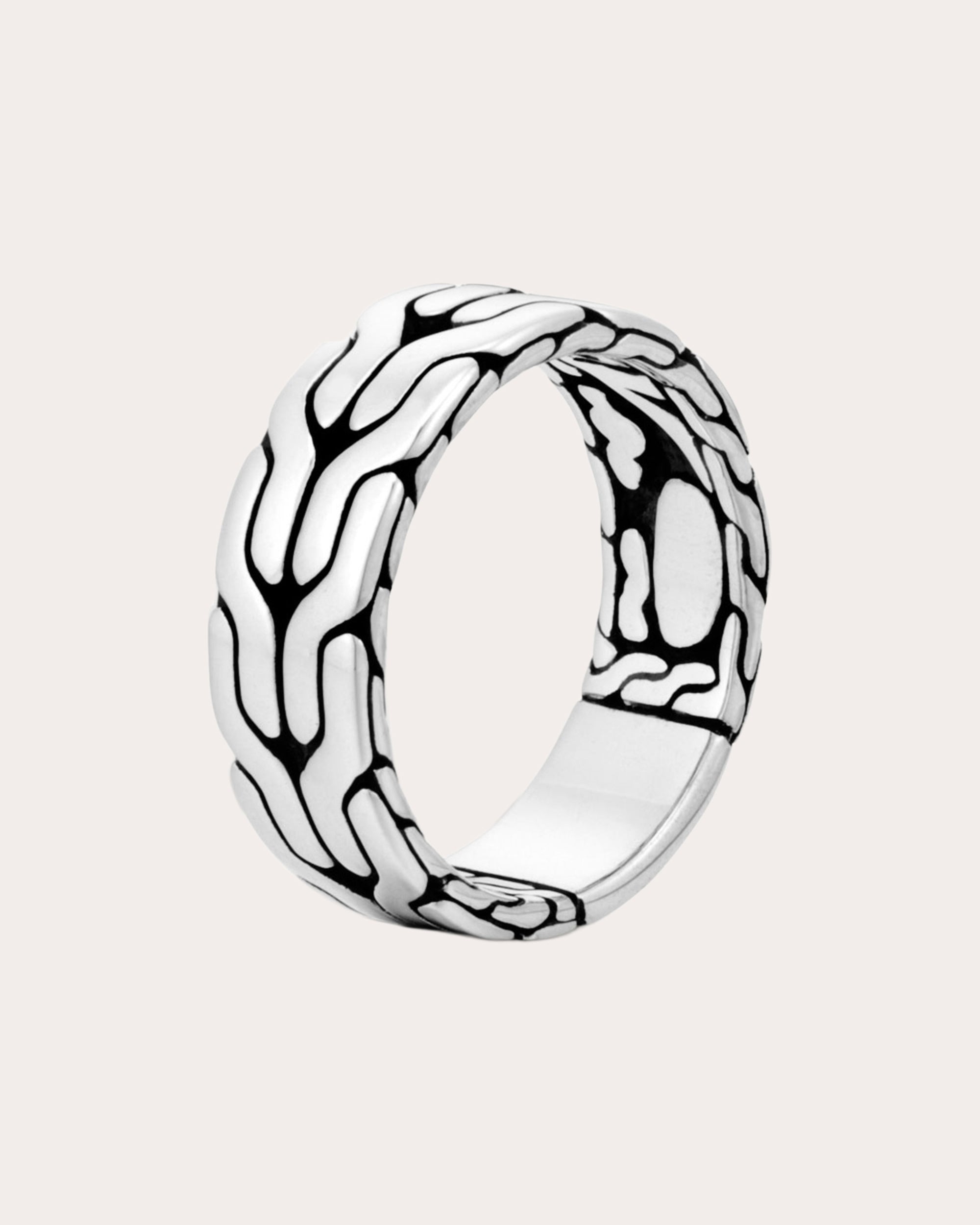 Carved Chain Band Ring