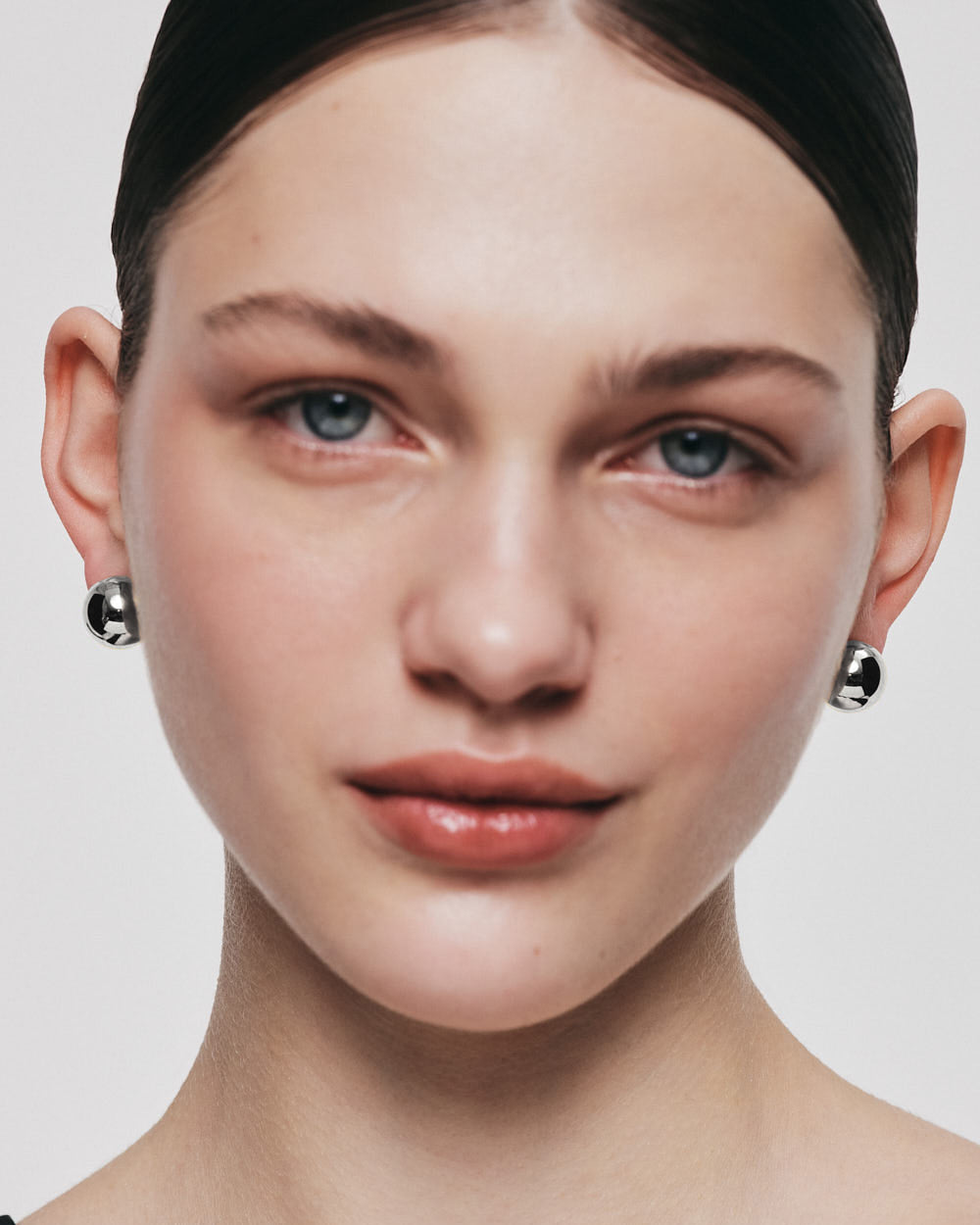 18k Gold Mini Orb Stud Earrings