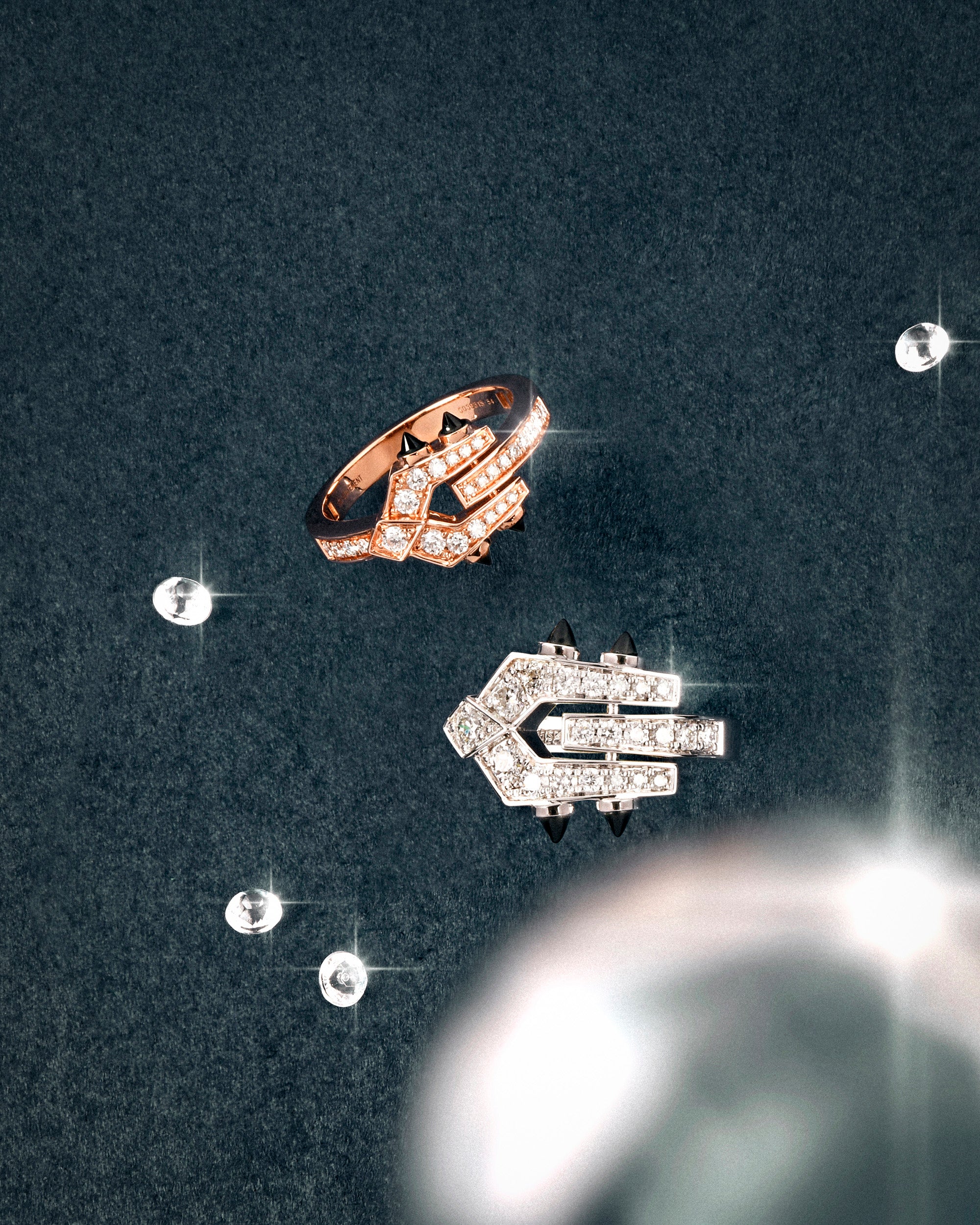 Mini Spike 18K Gold Black Agate and Diamond Ring