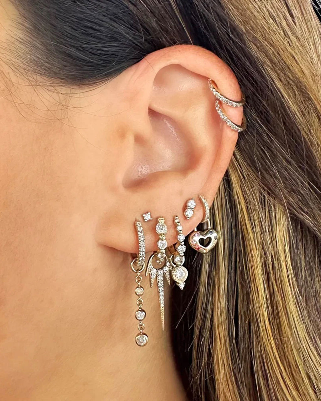 Diamond Small Oval Graduated Huggie Earring