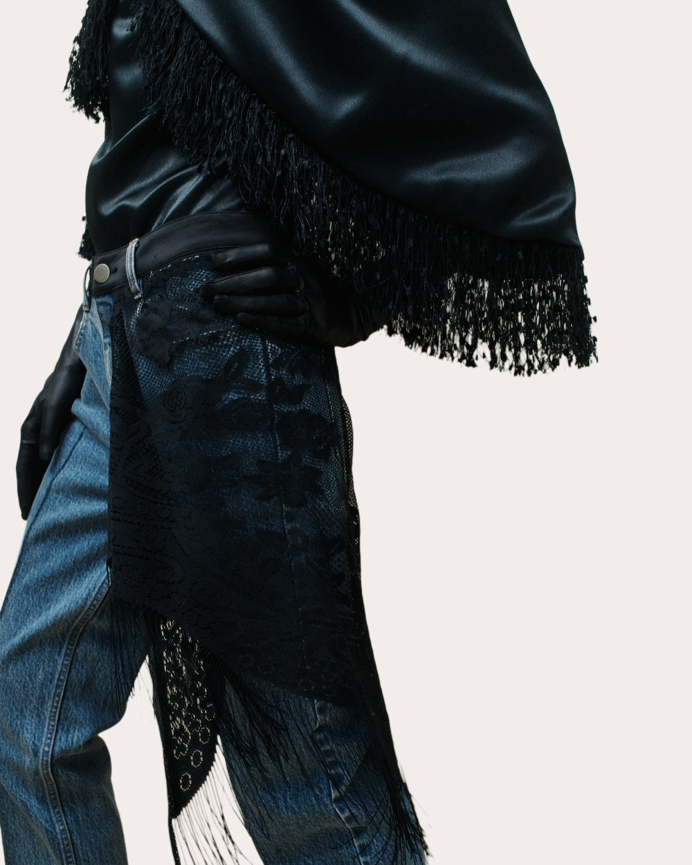 Eram Fringed Shawl Slim Jeans