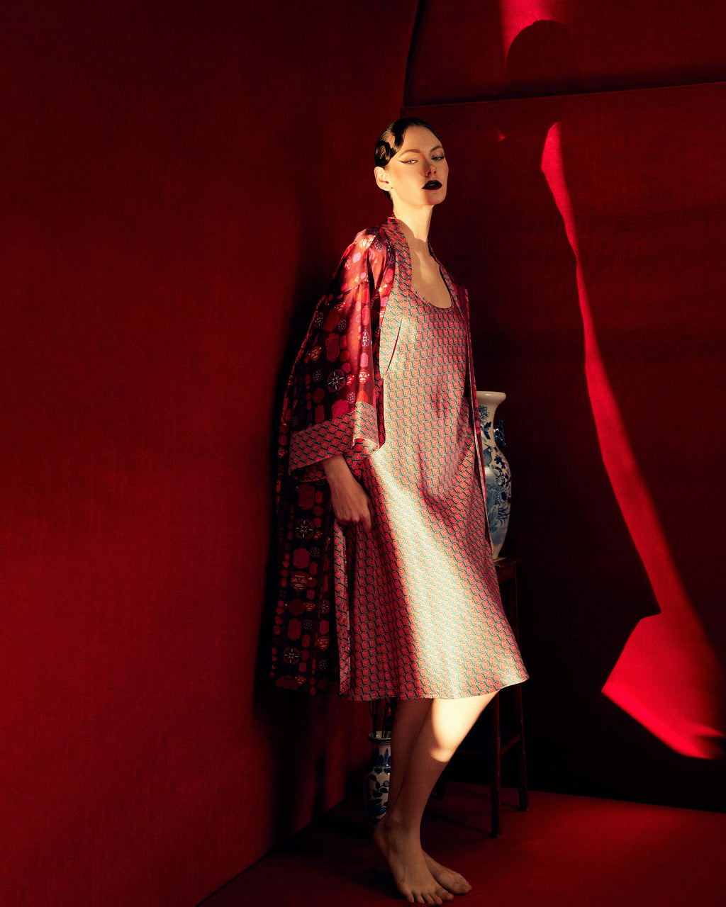 Nikko Chochin Silk Short Kimono