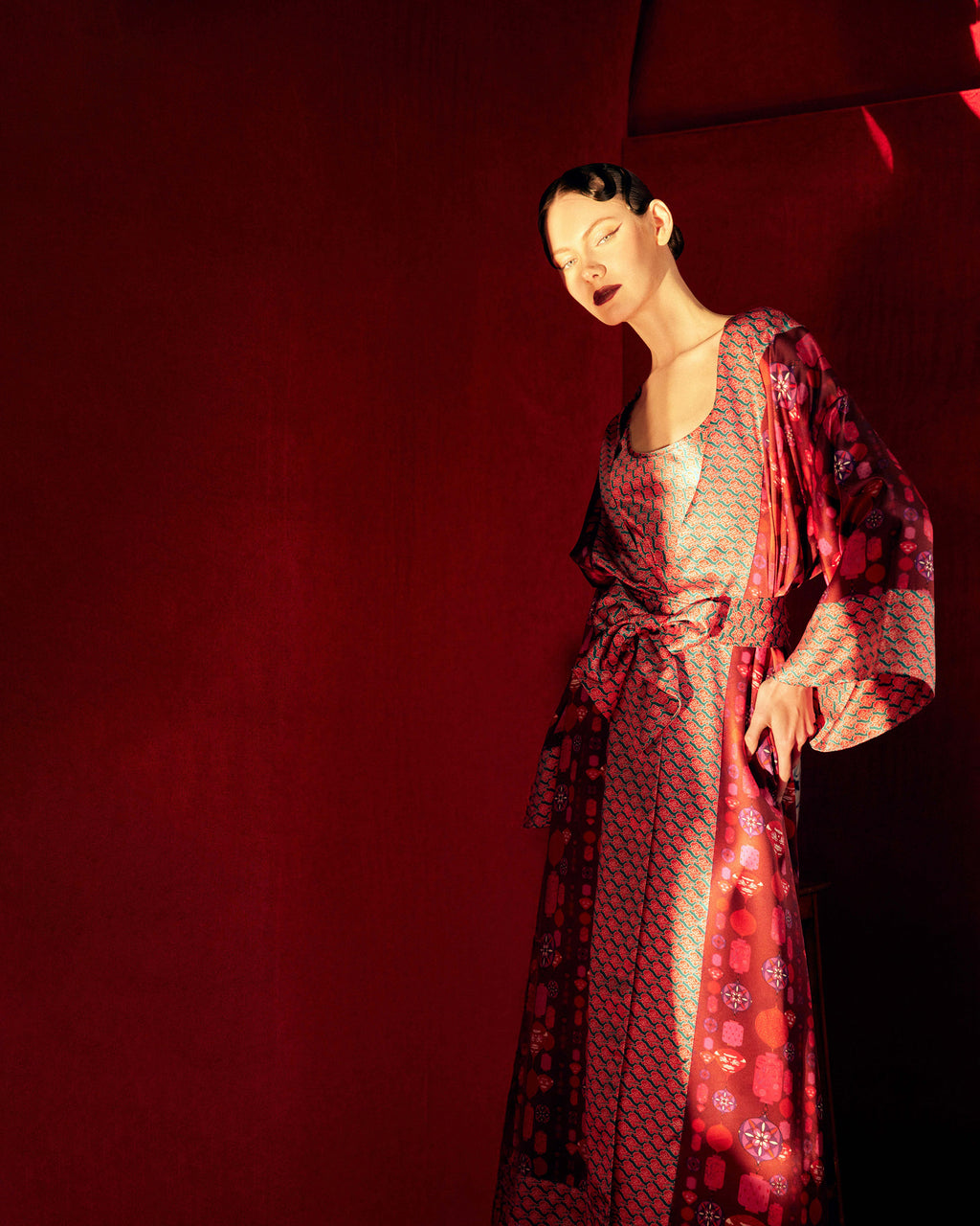 Kobe Chochin Silk Kimono