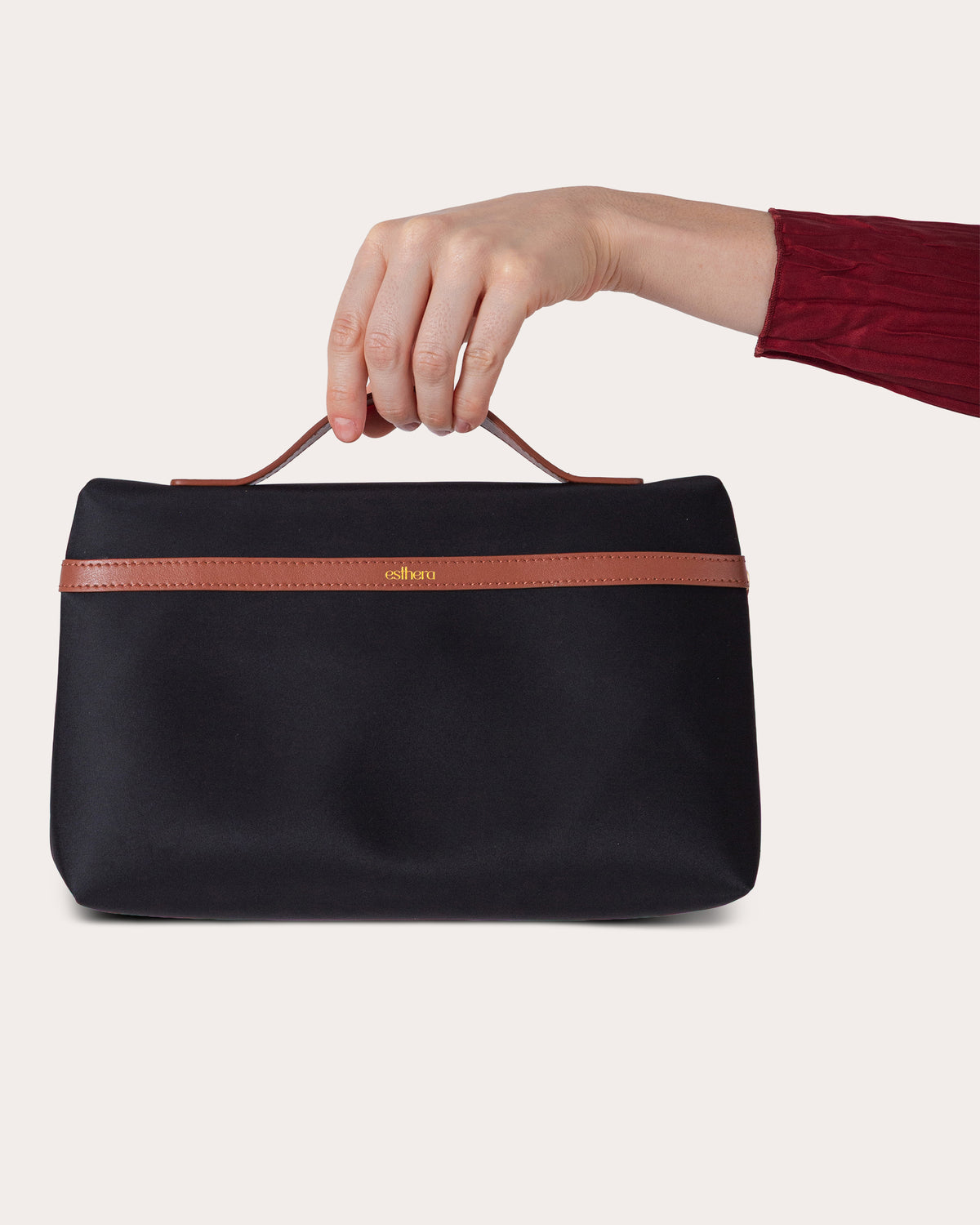 Nest Pouch Bag