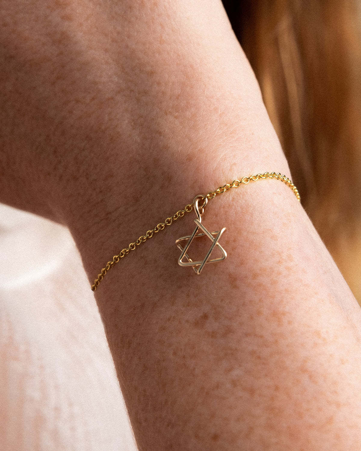 Symbolic Star of David Charms Bracelet